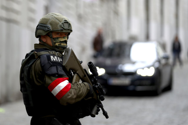 Un mort, într-un schimb de focuri într-o bază aeriană din Austria. Un militar a fost arestat