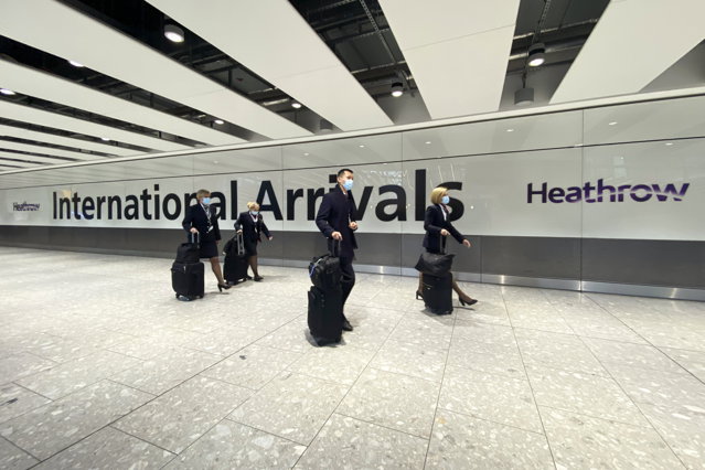 Bărbat arestat după ce pe aeroportul Heathrow din Marea Britanie a fost găsit uraniu
