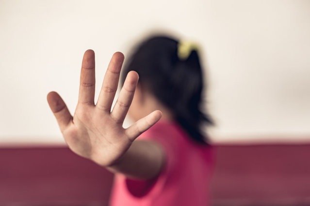 O tânără în vârstă de 26 de ani a murit de tristeţe, după trei avorturi spontane