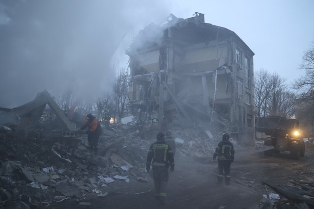 LIVE TEXT  Războiul din Ucraina, ziua 329. Zelenski, profund recunoscător pentru asistenţa militară a Occidentului. Apărarea antiaeriană ucraineană nu poate intercepta un anumit tip de rachete ruseşti