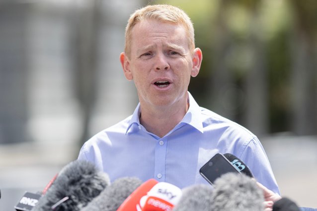 Chris Hipkins o va înlocui pe Jacinda Ardern în funcţia de premier