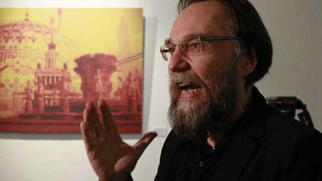 Filosoful Dugin şi regizorul Mihalkov, printre cei 119 ruşi sancţionaţi de Zelenski