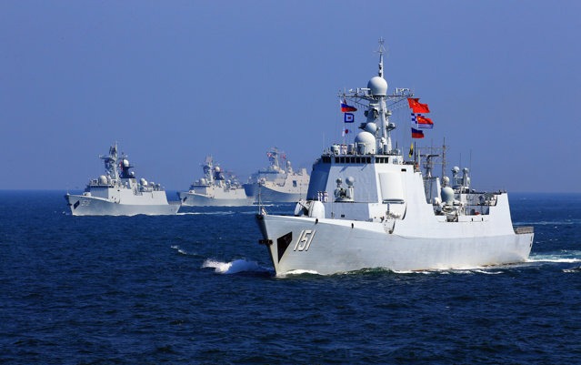 Rusia şi China vor efectua manevre navale în Africa de Sud în februarie
