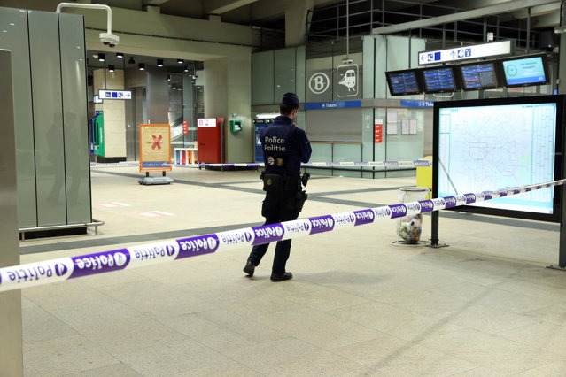 Cel puţin trei răniţi în urma unui atac comis la metroul din Bruxelles
