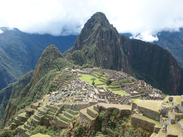 Peru a închis faimosul său sit turistic Machu Picchu