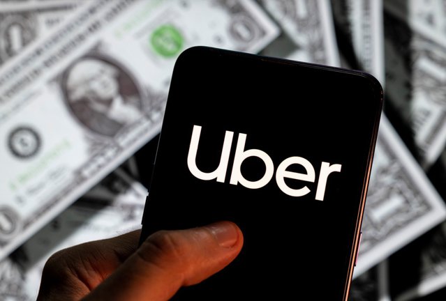 Uber, obligată să plătească 17 milioane de euro către 139 de şoferi
