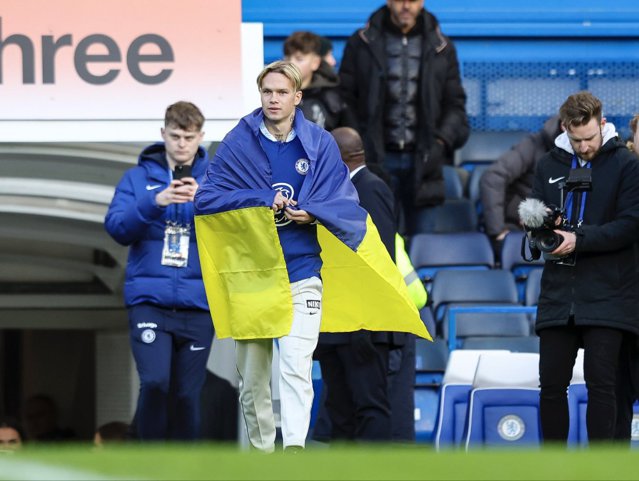 Preşedintelele clubului Şahtior Doneţk donează o sumă uriaşă pentru armata ucraineană şi familiile soldaţilor ucişi