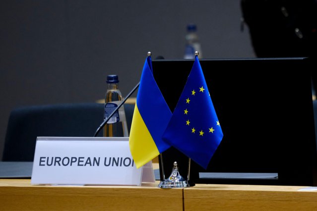 Ucraina ar vrea să adere rapid la UE / Liderii de la Bruxelles frânează ambiţiile Kievului