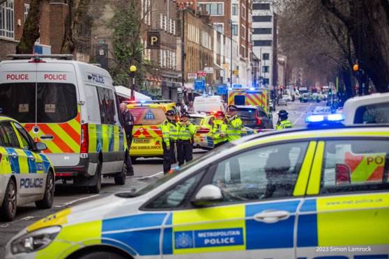 Imaginea articolului Împuşcături într-o gară din Londra: un copil şi trei femei au ajuns la spital