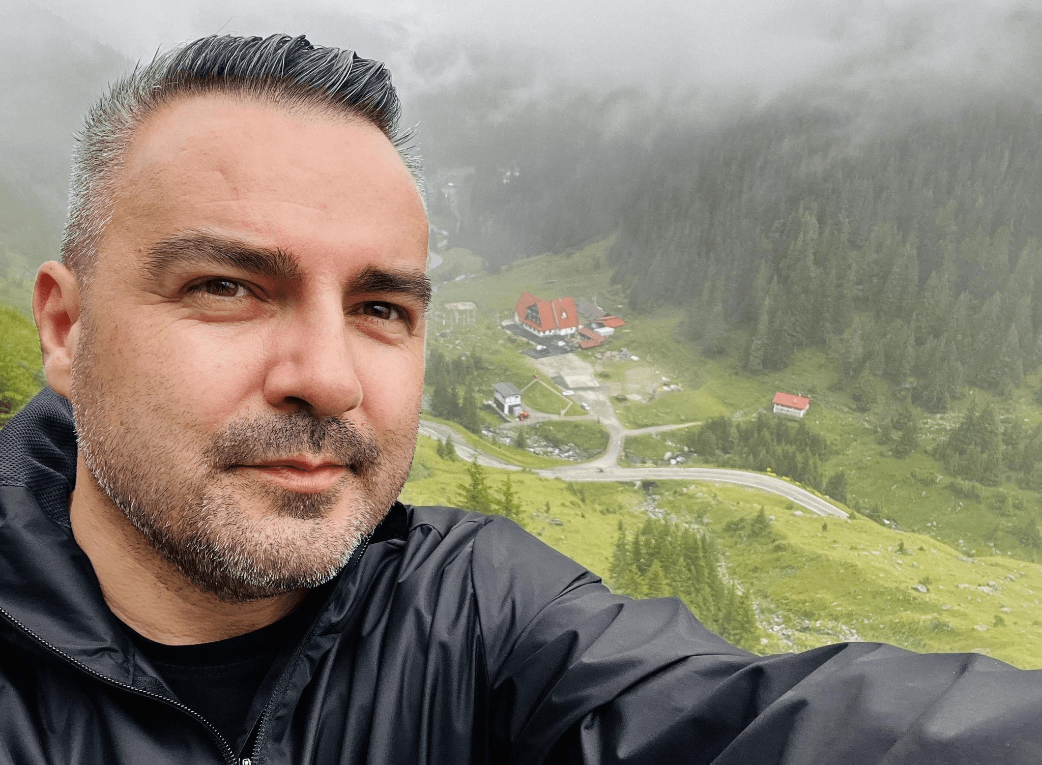 Jurnalist Pro TV, anchetat pentru act sexual cu un minor. Victima este un băiat cu vârsta sub 16 ani