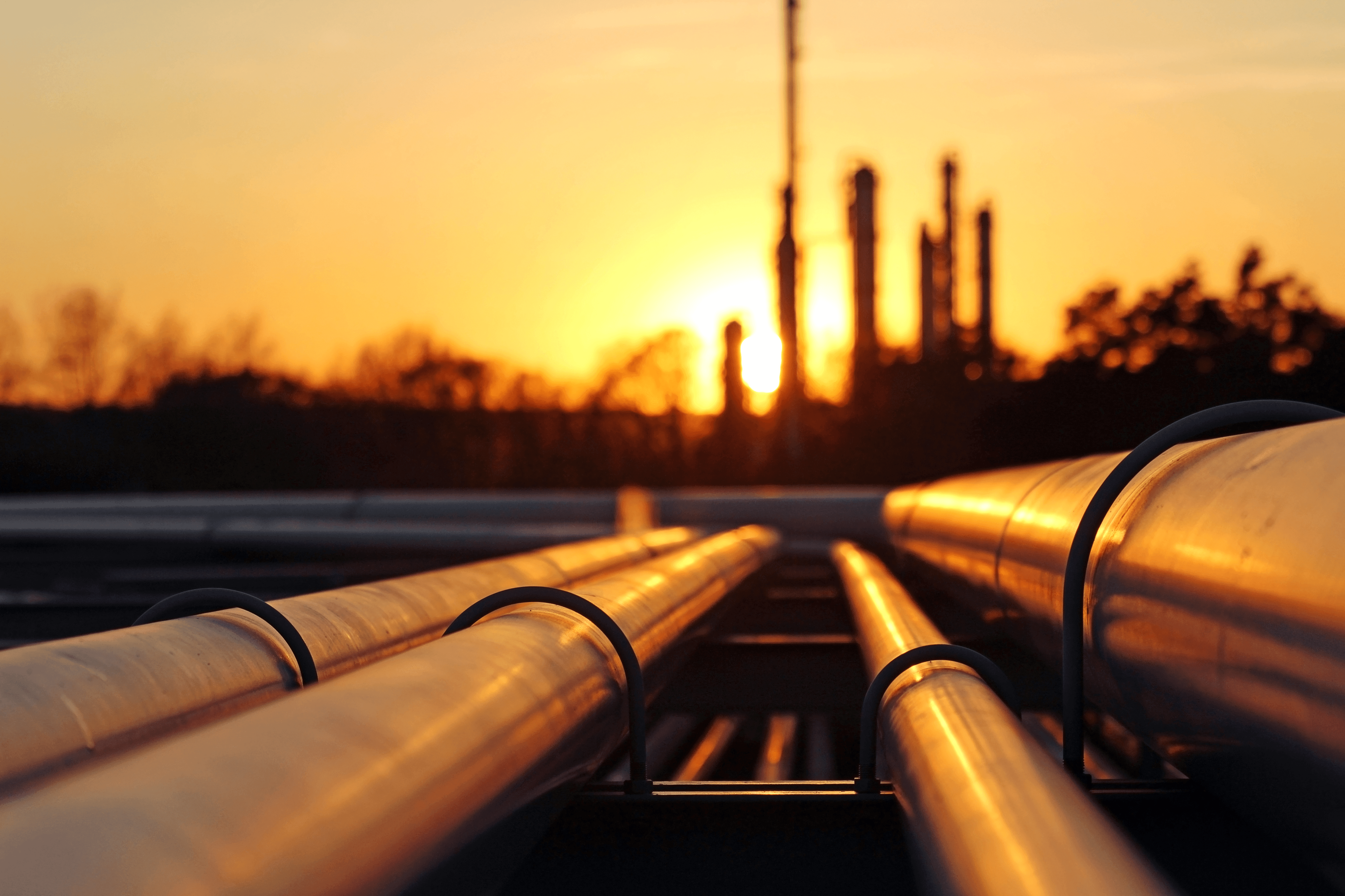 Preţul petrolului a început să crească. La cât ar putea ajunge până la finalul anului
