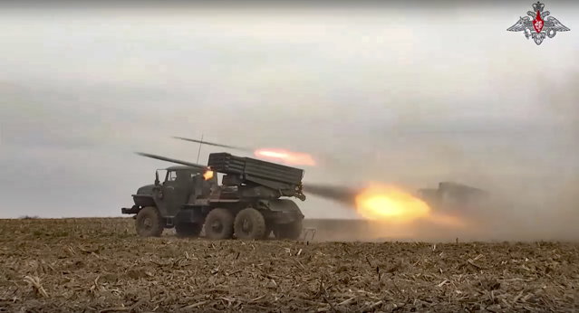 Rusia intensifică exerciţiile militare comune cu Belarus