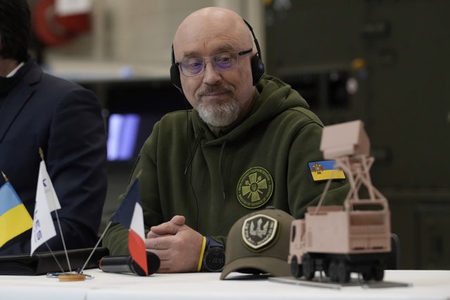 Rusia va invada Ucraina cu 300.000