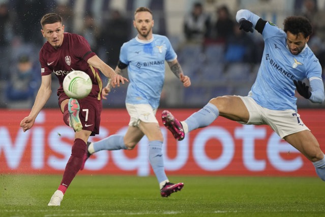 CFR Cluj învinsă pe Olimpico de Lazio care a jucat 75 de minute în 10 oameni