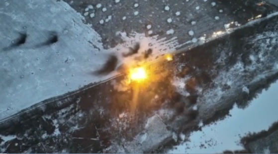 Imaginea articolului Forţele de la Kiev distrug terifiantele bombe termobarice ruseşti interzise de Convenţia de la Geneva