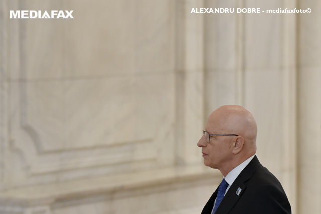 Mircea Geoană a semnat în Cartea de Condoleanţe deschisă pentru Turcia la NATO