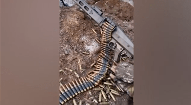 În tranşeele ucrainene de la Bahmut se trage la foc automat. Numărul inimaginabil de gloanţe folosite într-o singură zi