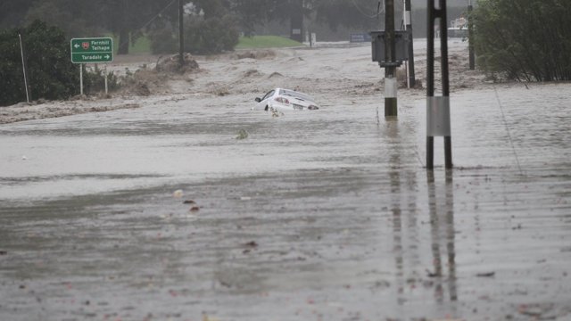 Ciclonul Gabrielle face ravagii în Noua Zeelandă. Guvernul a decretat stare de urgenţă naţională pentru a treia oară în istoria ţării
