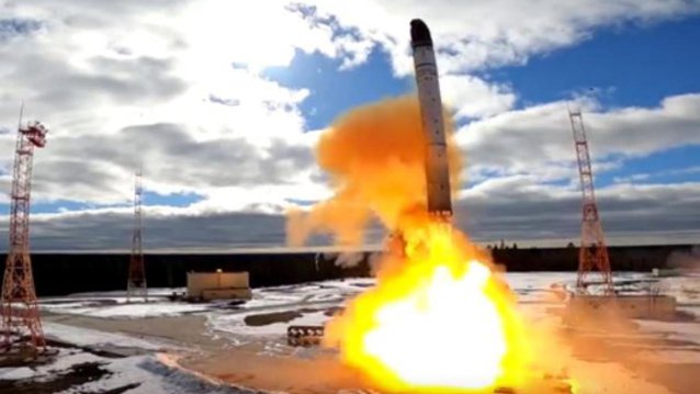 Racheta SATAN II a lui Putin, care era „capabilă să radă un oraş întreg”, s-a dovedit a fi un experiment eşuat