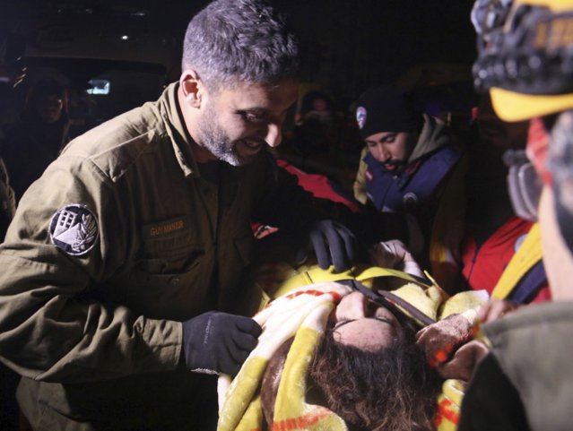 alţi 57 de salvatori trimişi / 2.902 morţi şi 5.085 răniţi în Siria