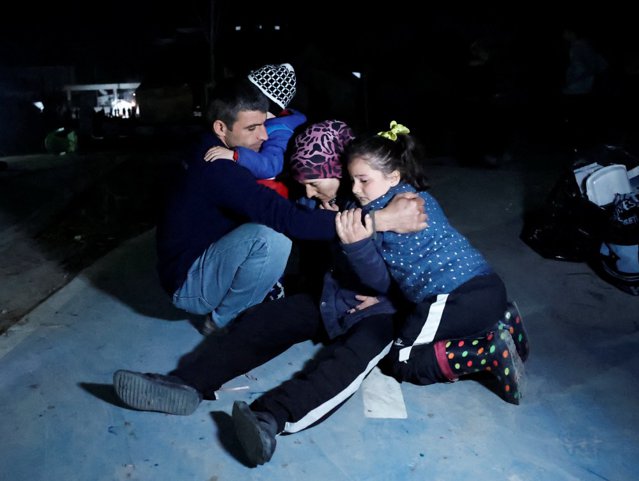 Cel puţin trei morţi şi sute de răniţi în urma noilor seisme din Turcia