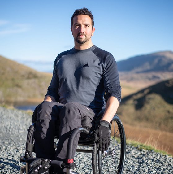 Imaginea articolului Performanţă inedită: un bărbat în scaun cu rotile a participat la şapte maratoane, pe şapte continente, în şapte zile