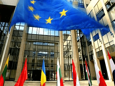 Reuters: UE va impune sancțiuni împotriva Chinei dacă va primi confirmarea transferurilor de arme către Rusia