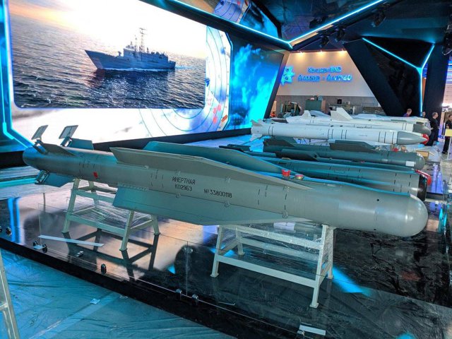 LIVE TEXT  Războiul din Ucraina, anul 2, ziua 10. Soarta oraşului Bahmut nu s-a decis / Explozii în Herson / Soldaţii ruşi folosesc violenţa sexuală ca armă de război / De ce lipseşte cecenul Kadîrov din peisaj / Pesimism dinspre şeful grupării Wagner