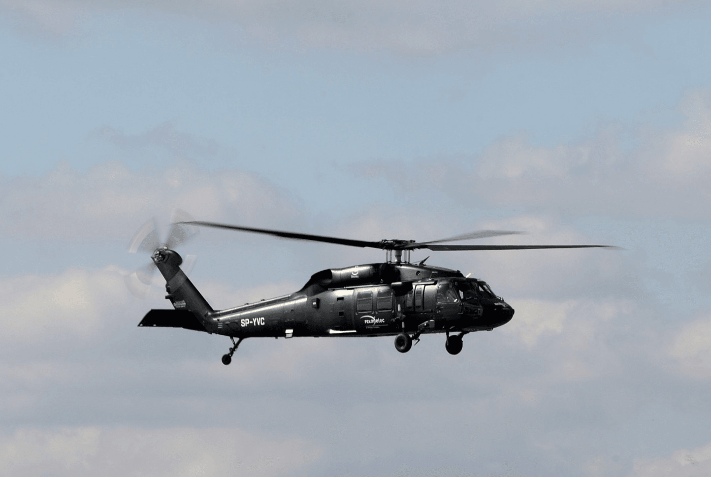 Două elicoptere Black Hawk ale armatei americane s-au prăbuşit în timpul instrucţiei în statul Kentucky