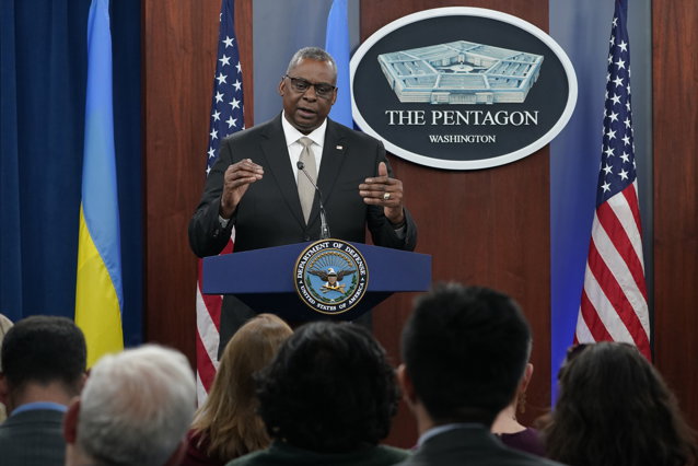 Secretarul american al apărării a început un turneu în Orientul Mijlociu. Va efectua vizite în Iordania, Israel şi Egipt