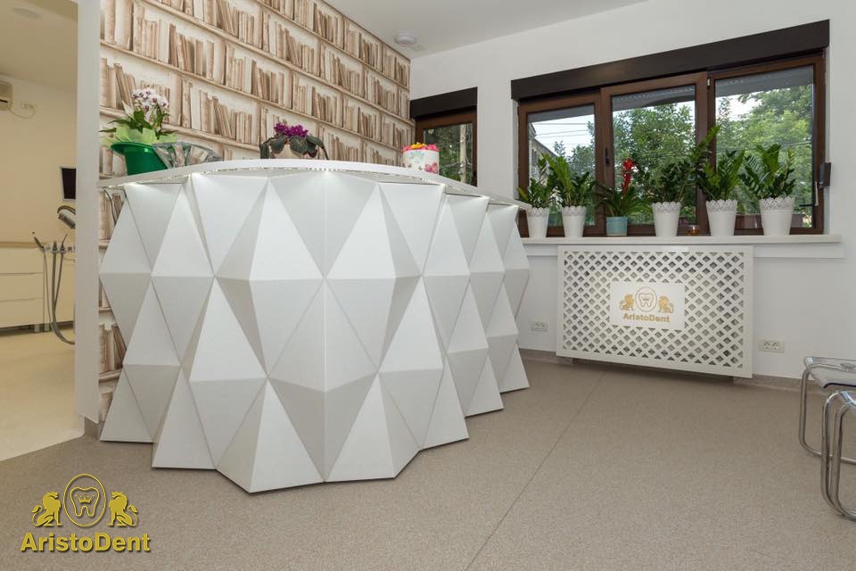 Aristo Dent – Beneficiile oferite de o clinică stomatologică modernă