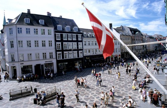 Imaginea articolului Danemarca renunţă la sărbătorile legale, pentru a finanţa creşterea cheltuielilor pentru apărare