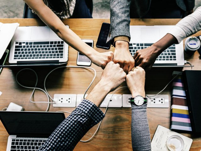 Un congresman vrea ca săptămâna de lucru de 32 de ore să devină lege în SUA