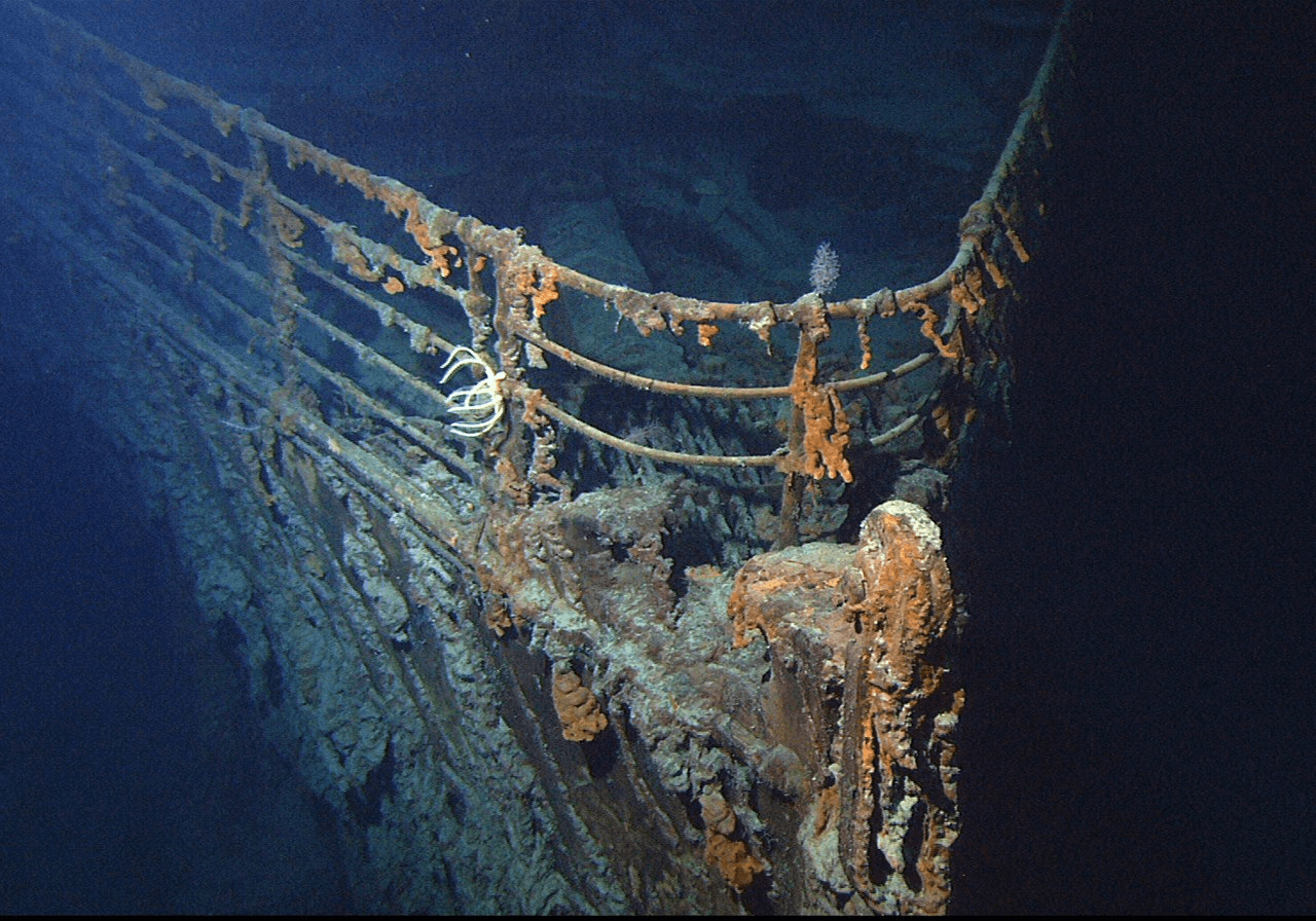 15 aprilie: 111 ani de la scufundarea Titanicului și 79 de ani de la bombardamentul anglo-american asupra Bucureștiului 15 aprilie: 111 ani de la scufundarea Titanicului și 79 de ani de la bombardamentul anglo-american asupra Bucureștiului