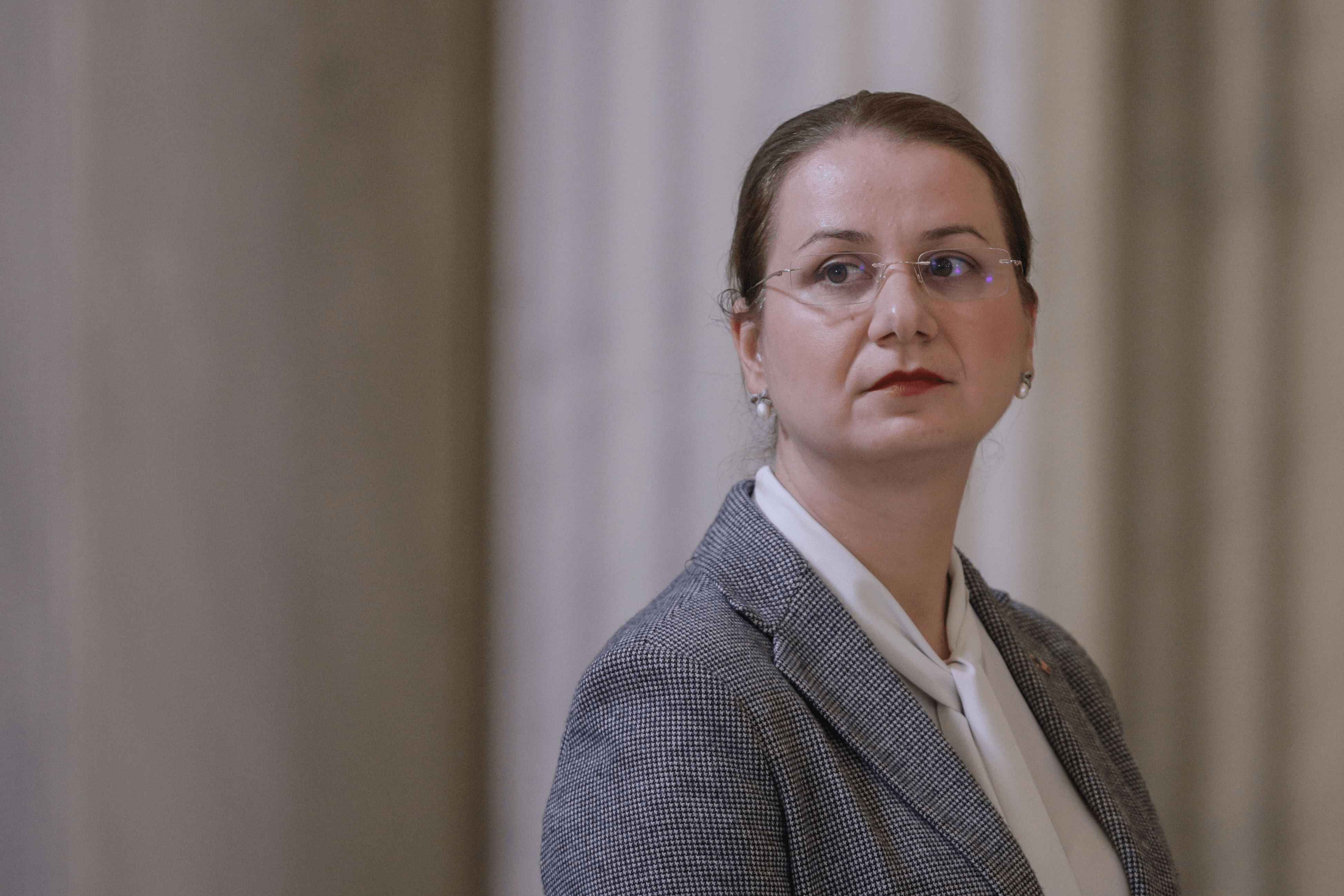 Cum explică ministrul Educaţiei necesitatea examenelor suplimentare de admitere la colegii