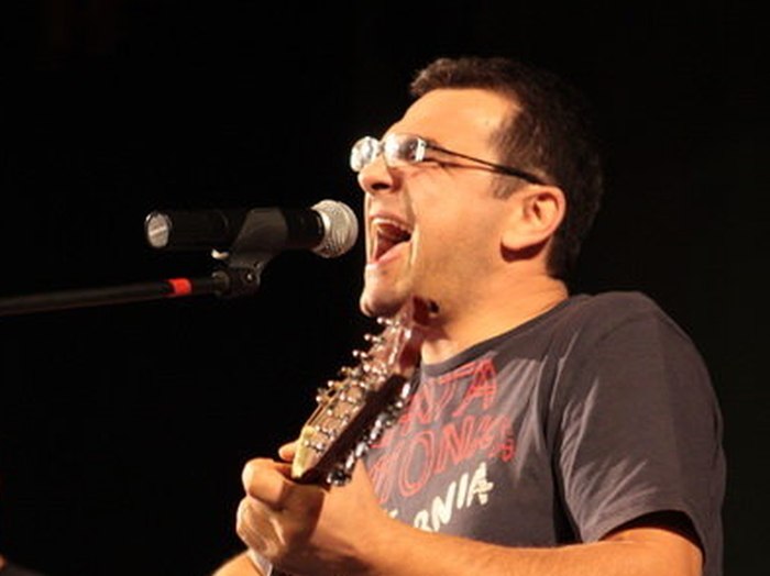 Mihai Mărgineanu: „Se câștigă foarte mult din muzică. Am știut să mă vând foarte bine” VIDEO