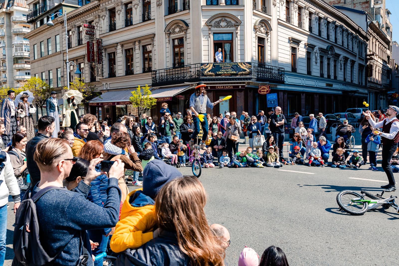 Peste 30.000 de bucureșteni au participat la evenimentul „Străzi deschise“ de pe Calea Victoriei