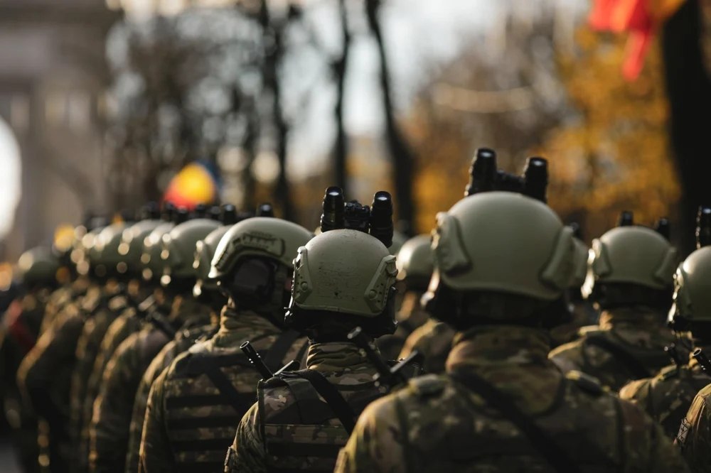 Armata angajează peste 4.000 de soldați profesioniști: care sunt cerințele și ce beneficii oferă
