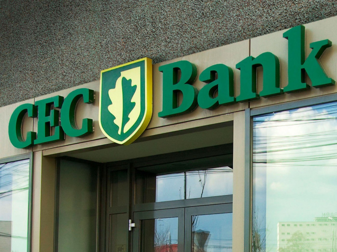 CEC Bank a raportat o creștere de 80% a valorii tranzacțiilor prin Internet Banking