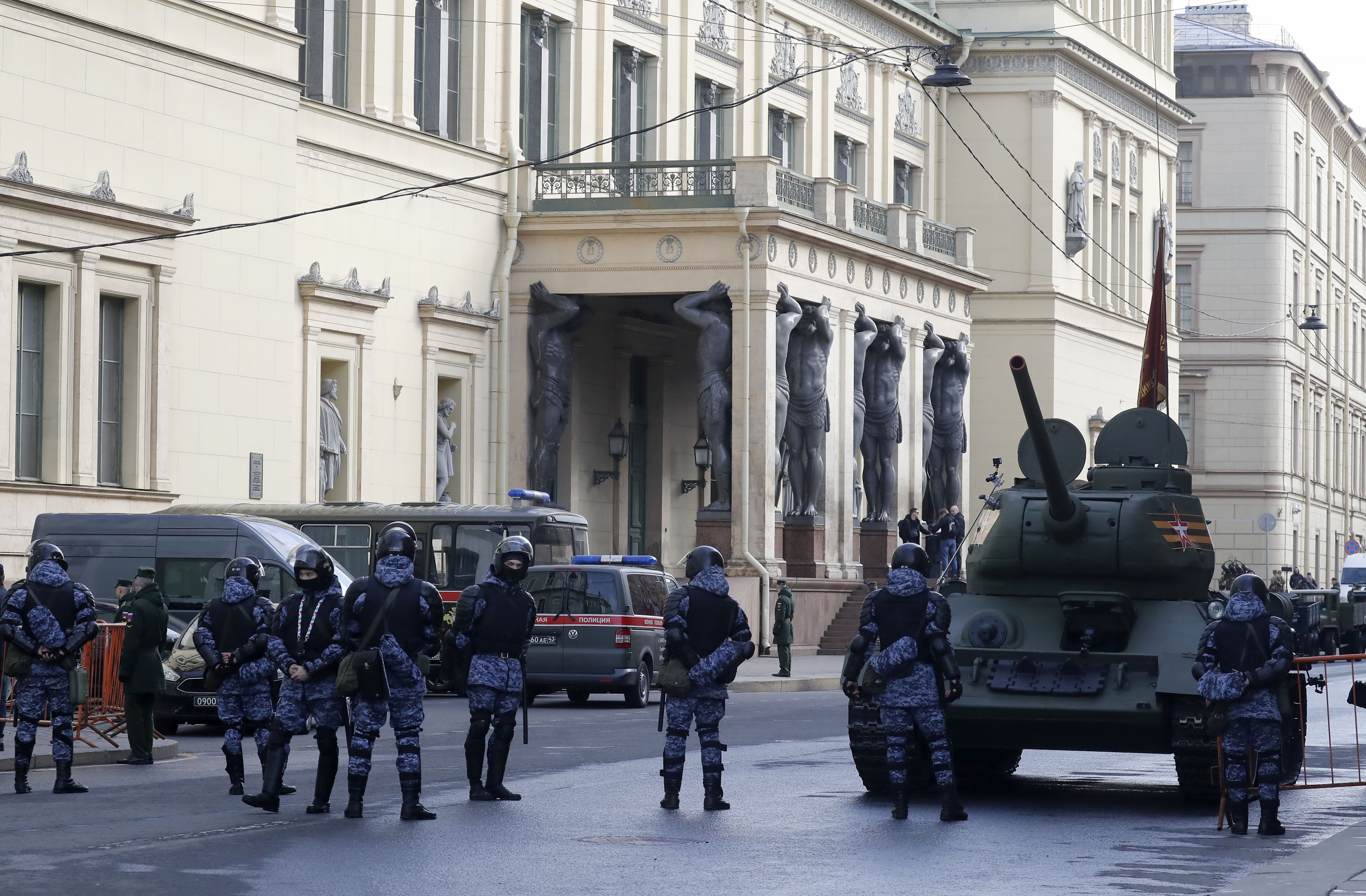 Putin ar fi fugit din Moscova. În capitală se fac pregătiri pentru sosirea rapidă a mercenarilor Wagner