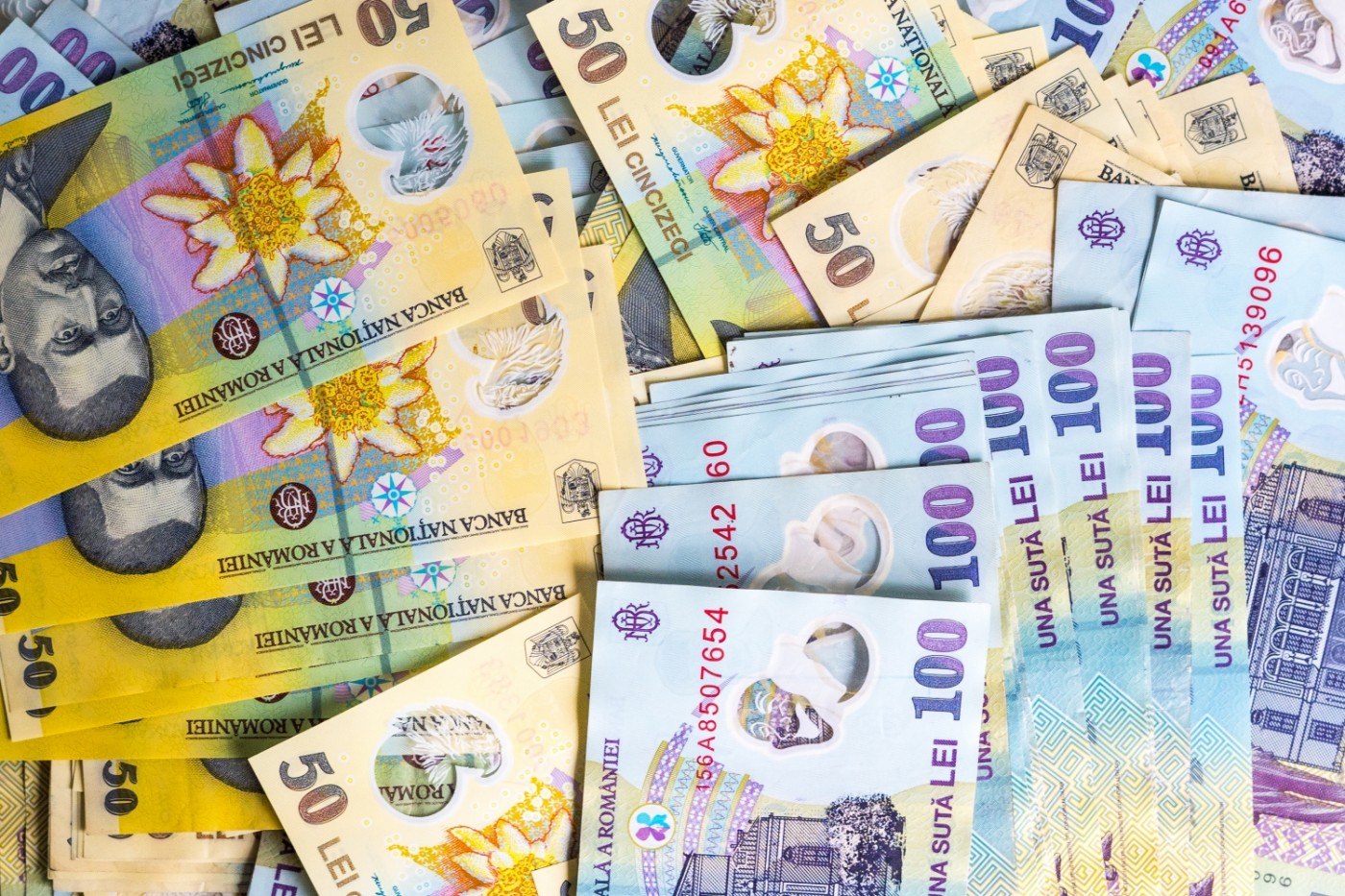 Gaura din buget se adâncește, deși încasările statului din taxarea muncii au crescut substanțial