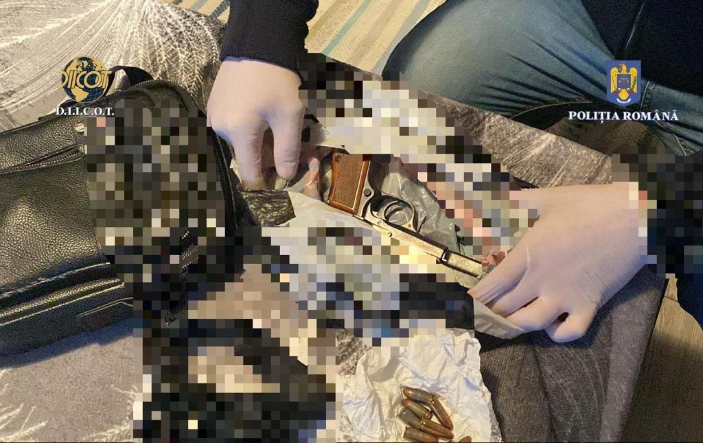 Dosarul Medusa de trafic de droguri printre liceeni: opt persoane au fost trimise în judecată