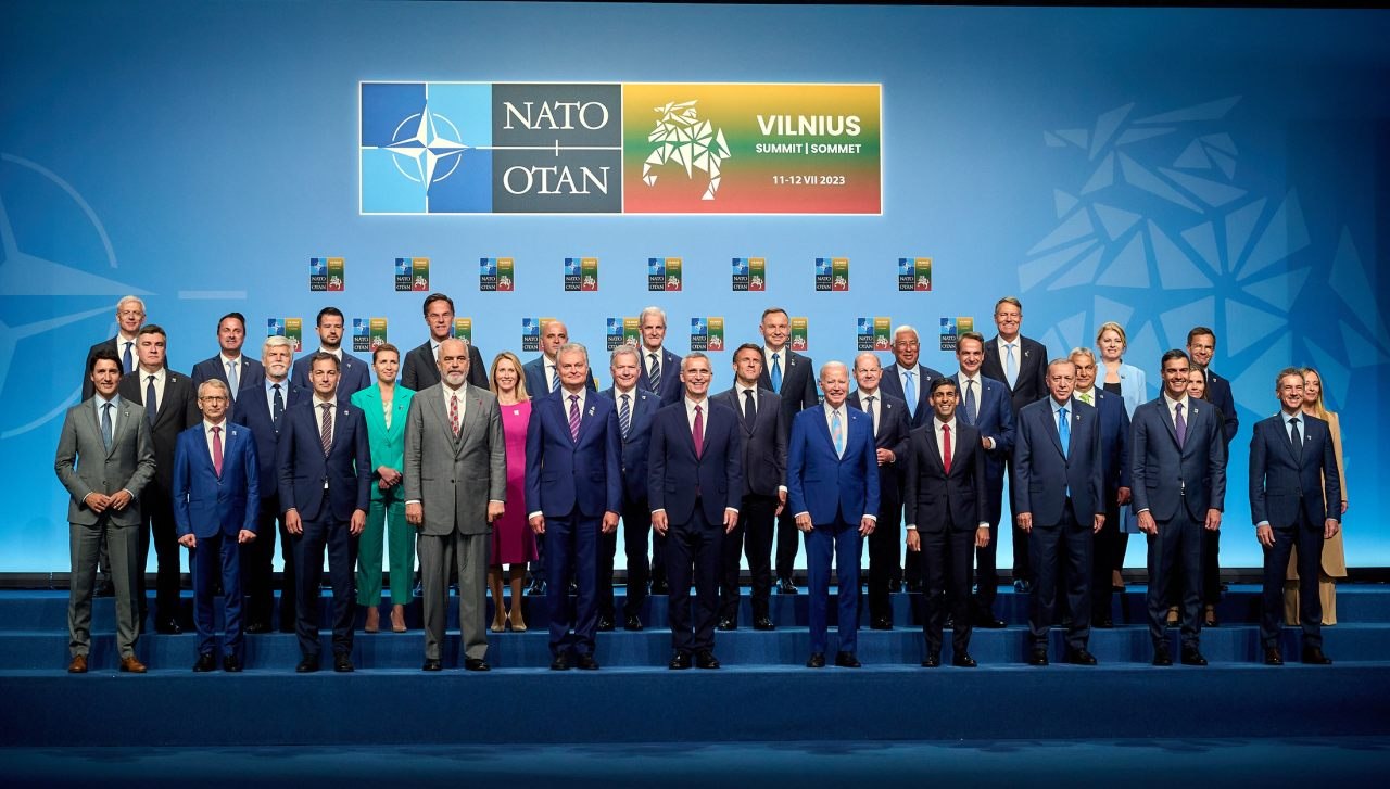 NATO cere Rusiei să-și retragă forțele staționate în Transnistria fără acordul Chișinăului