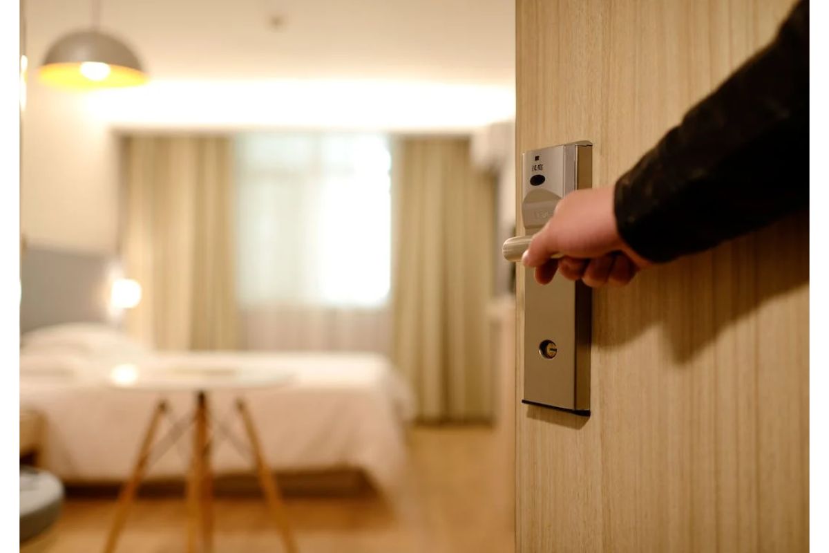 Cele mai importante lucrări și îmbunătățiri pe care trebuie să le faci într-o casă nouă