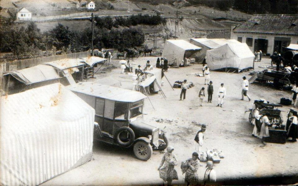 Piața din Cugir în perioada interbelică FOTO Arhivele Naționale Alba