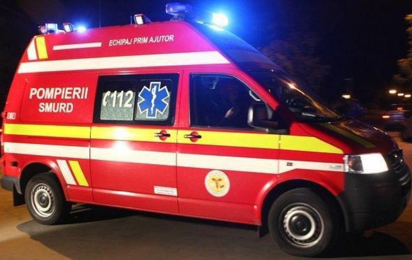 Vaslui: Incendiu într-un bloc din Bârlad; peste 100 de persoane evacuate