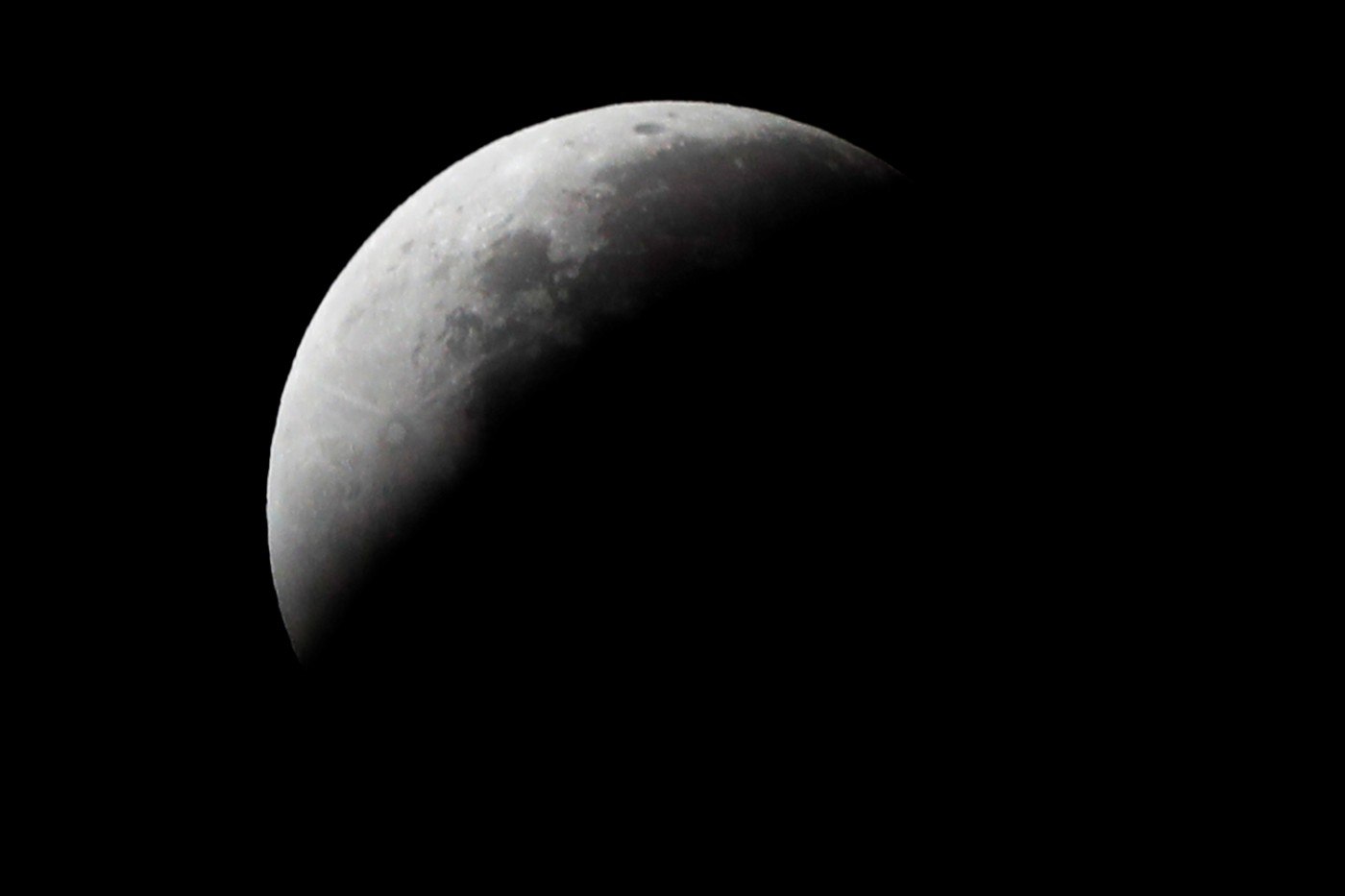 Horoscop duminică, 29 octombrie. Cum sunt influențate zodiile de eclipsa parțială de Lună