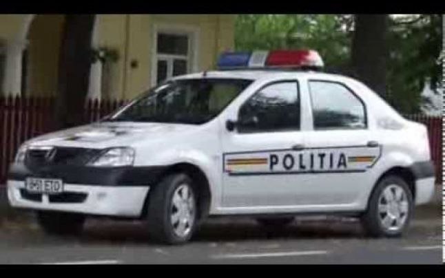 Tânără arestată după ce a jefuit o bătrânică pe stradă. Câți bani erau în portofel