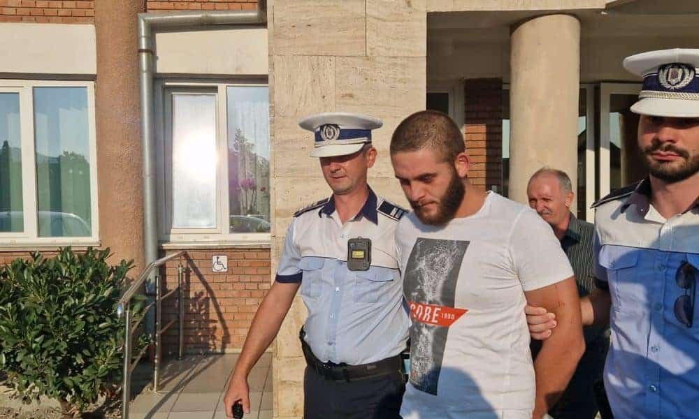 Șoferul băut care a ucis trei tineri pe DN1, plasat în arest la domiciliu. Are 19 ani și riscă ani grei de închisoare