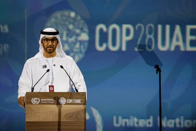Președintele Cop28 susține că firma sa va continua să investească în producția de petrol și gaze